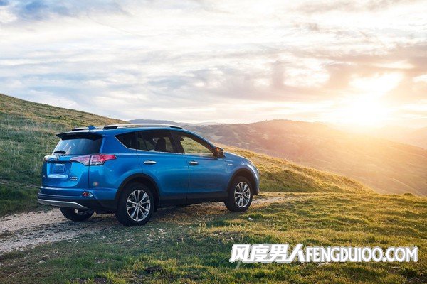 2016款丰田RAV4荣放保养