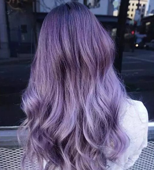 渐变紫色头发图片 葡萄紫灰白色